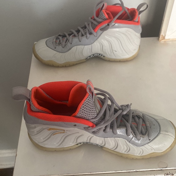 Foams - Picture 2 of 5